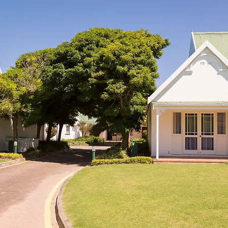 Protea Hotel By Marriott George King George-3