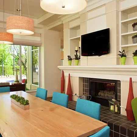 Hilton Garden Inn Seattle/Renton-2