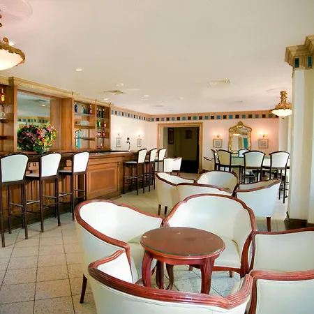 Breezes Resort & Spa All Inclusive, Bahamas (Adults Only)-2