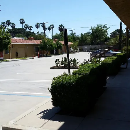 Economy Inn Motel-2