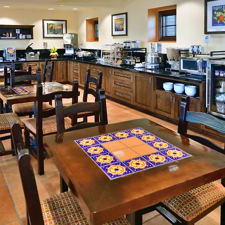 Lamplighter Inn & Suites At Sdsu-3