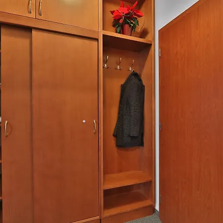 Attic Hotel-3