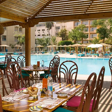 Aracan Eatabe Luxor Hotel-2