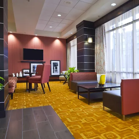 Hampton Inn & Suites Columbus-Downtown, Ohio-3
