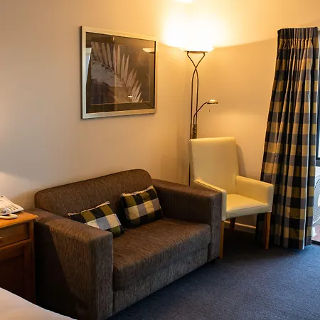 Baycrest Thermal Lodge-3