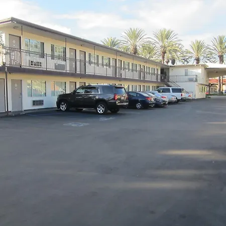 Little Boy Blue Motel-2