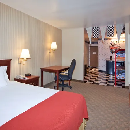 Holiday Inn Express Hotel And Suites - Henderson By Ihg-3
