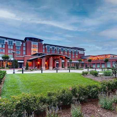 The Chattanoogan Hotel, Curio Collection By Hilton-3
