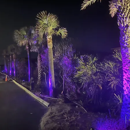 Ocean Sands Beach Boutique Inn-1 Acre Private Beach-St Augustine Historic-2 Miles-Shuttle With Downtown Tour-Heated Salt Water Pool Until 420Am-Popcorn-Cookies-New 4K Usd Black Beds- 69 Item Breakfast-Eggs-Bacon-Starbucks- Free Laundry- #904-799-Sand-3