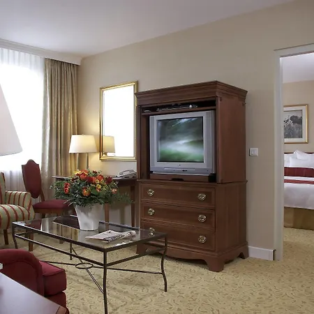Millennium Court, Budapest - Marriott Executive Apartments-2