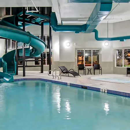 Canalta Hotel Brooks-2