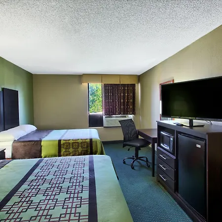 Super 8 By Wyndham Raleigh North East-2