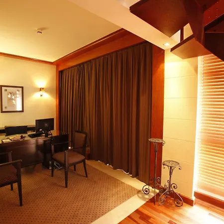 Crowne Plaza Beirut By Ihg-3