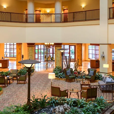 Renaissance Tulsa Hotel & Convention Center-2