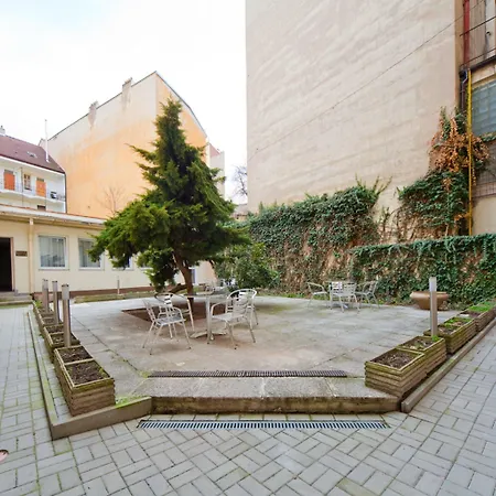 Hotel White Lion-2