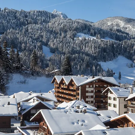 Bernerhof Swiss Quality Hotel Gstaad-3