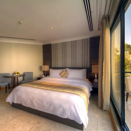 Dubai Marine Beach Resort & Spa-2
