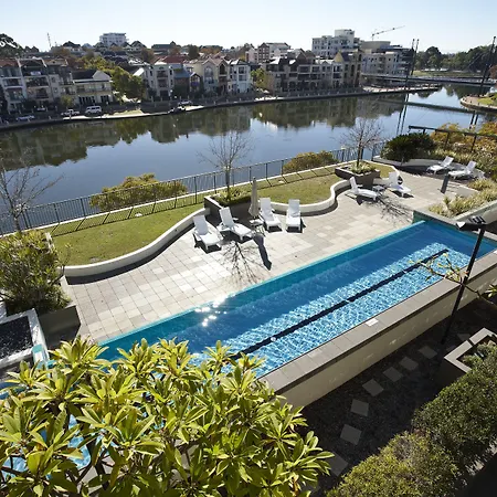 East Perth Suites Hotel-2