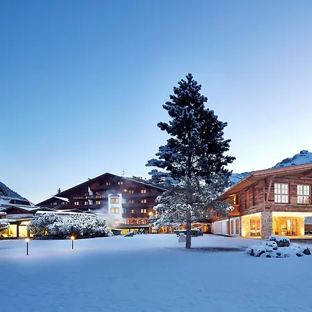 Relais&Chateaux Spa-Hotel Jagdhof-3