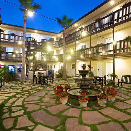 Ocean Beach Hotel-2