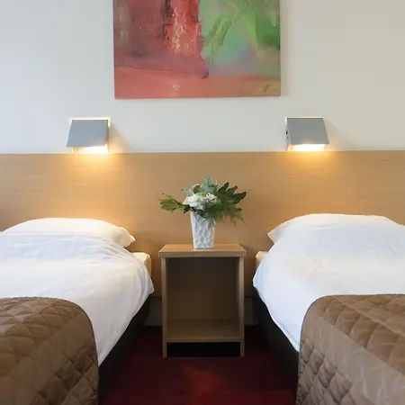 Bastion Hotel Leiden Voorschoten-3