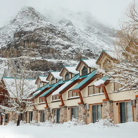 Waterton Glacier Suites-2