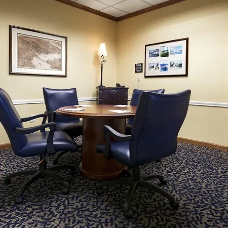 Hampton Inn & Suites Jacksonville Deerwood Park-3