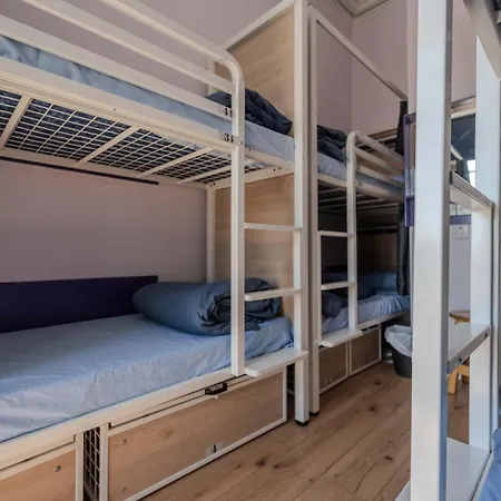 Sheilas Tourist Hostel-2