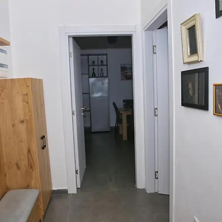 Luxury Apartment Square 21 Tirana-2