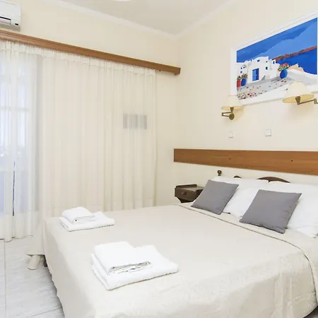 Holiday Beach Resort Santorini-2