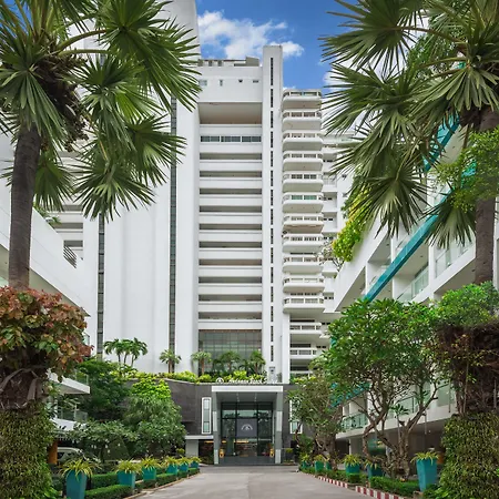 Andaman Beach Suites Hotel, Patong Phuket-3