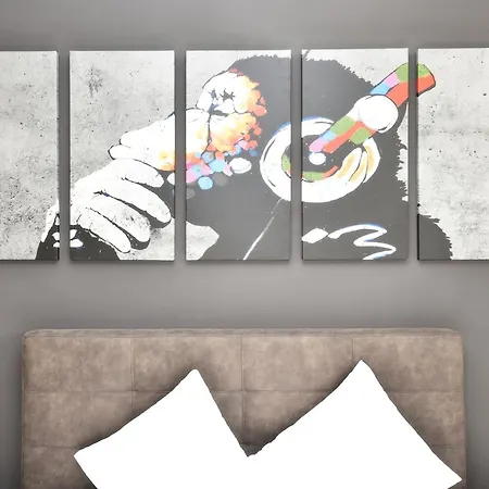 Monkey Loft - Graz City Center & Free Garage Parking-2