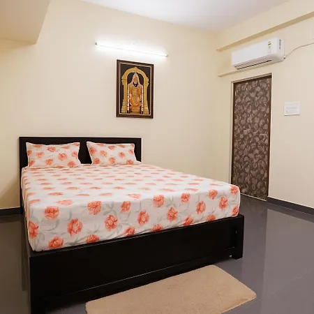 Suprabhatam Homestay - New Luxurious 2Bhk Ac Apartment With Kitchen And Car Parking In Tirupati Near Railway Station And Bus Stand-3