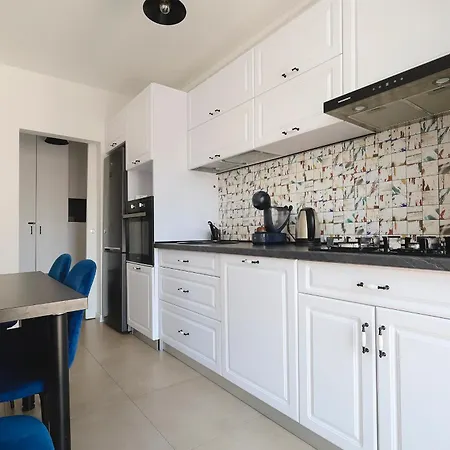 Smart Stay Plaza-2