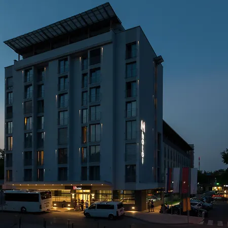 M Hotel-3