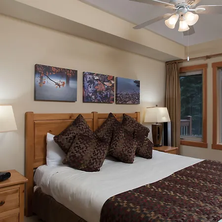 Lodges At Canmore-3