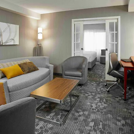 Courtyard By Marriott Toronto Brampton-3