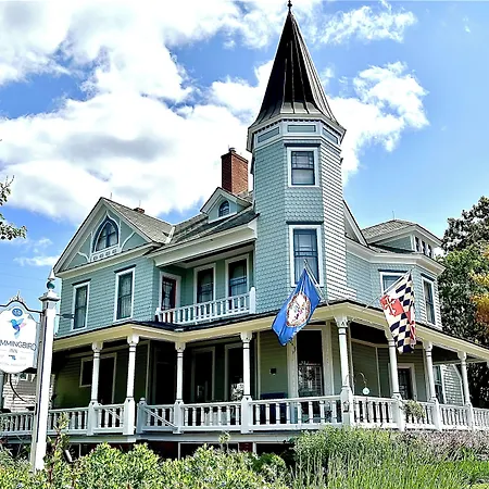 Hummingbird Inn-2