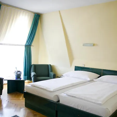 Hotel Bara Budapest-2