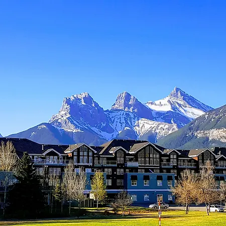 Sunset Resorts Canmore And Spa-2