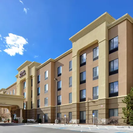 Hampton Inn & Suites - Coors Road-3
