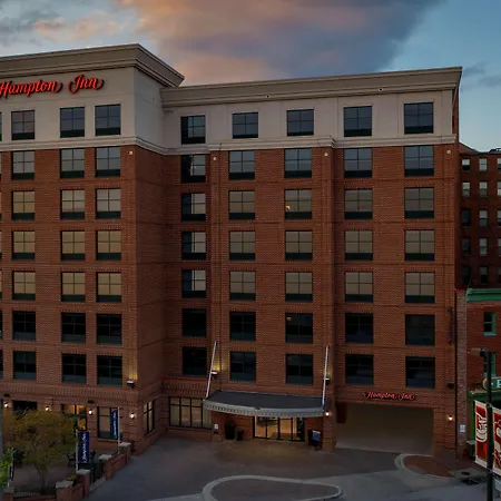 Hampton Inn Baltimore-Downtown-Convention Center-3