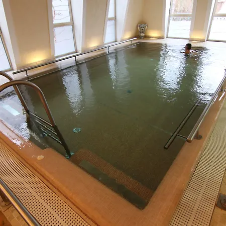 Humboldt Park Hotel & Spa-2