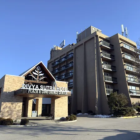 Divya Sutra Plaza And Conference Centre, Vernon, Bc-2