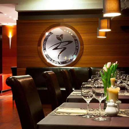 Farmona Hotel Business & Spa-3