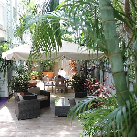 The Grand Guesthouse-3