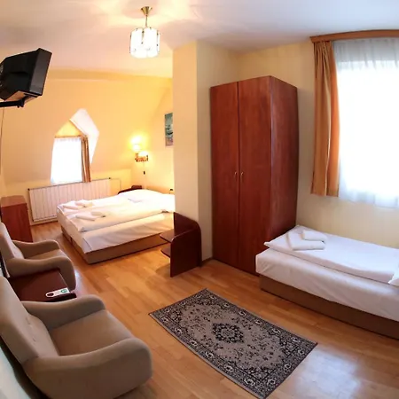 Hotel Bara Junior-3