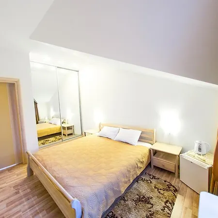 Comfort Room Кімнати В Приватному Будинку Є Укриття-2
