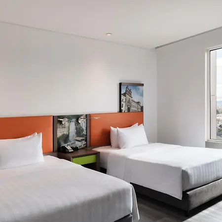 Hampton By Hilton Bogota Airport-2