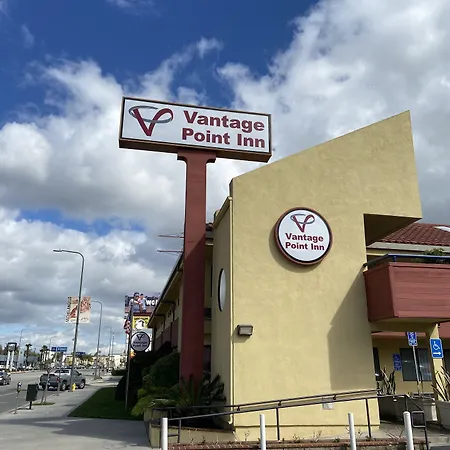 Vantage Point Inn - Woodland Hills-3
